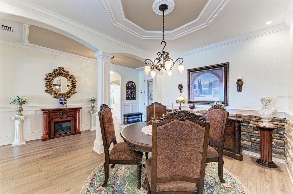 Image 16 of property listing at 20455 GRANLAGO DRIVE, Venice, FL 34293