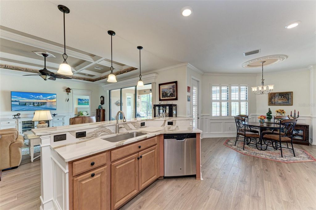 Image 28 of property listing at 20455 GRANLAGO DRIVE, Venice, FL 34293