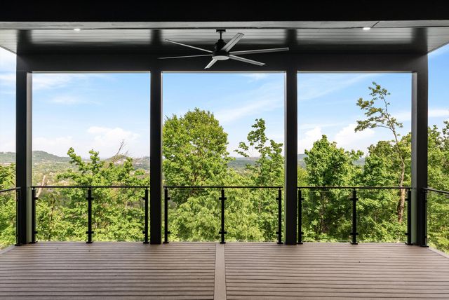 1003 Lookout Ridge Ct, Brentwood, TN 37027