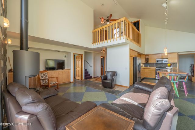2435 Paradise Place, Homer, AK 99603