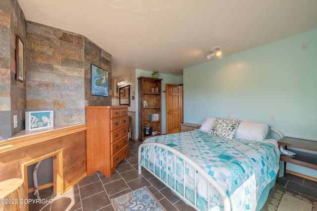 2435 Paradise Place, Homer, AK 99603