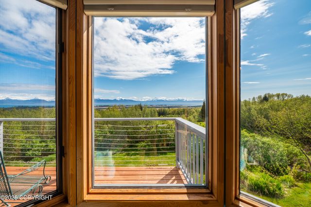 2435 Paradise Place, Homer, AK 99603