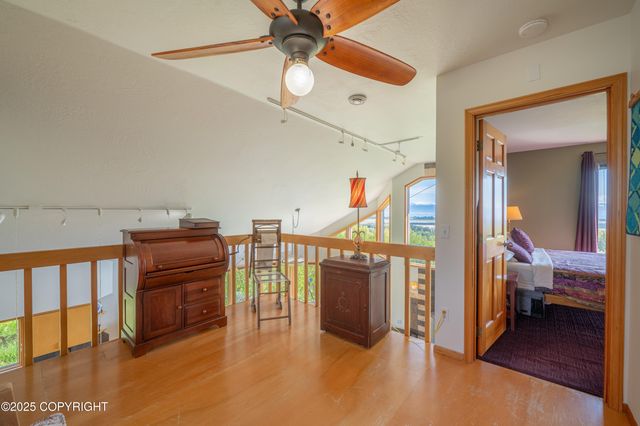 2435 Paradise Place, Homer, AK 99603