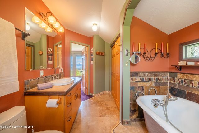 2435 Paradise Place, Homer, AK 99603