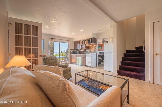 2435 Paradise Place, Homer, AK 99603