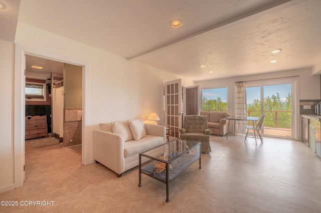 2435 Paradise Place, Homer, AK 99603