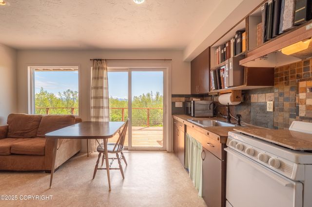 2435 Paradise Place, Homer, AK 99603