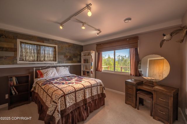 2435 Paradise Place, Homer, AK 99603