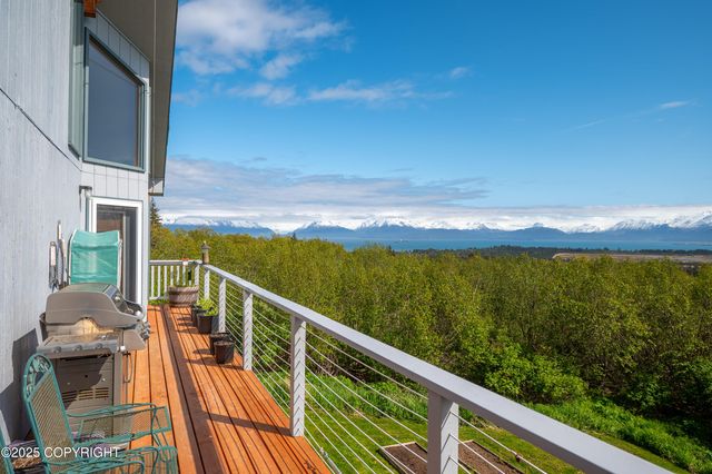 2435 Paradise Place, Homer, AK 99603