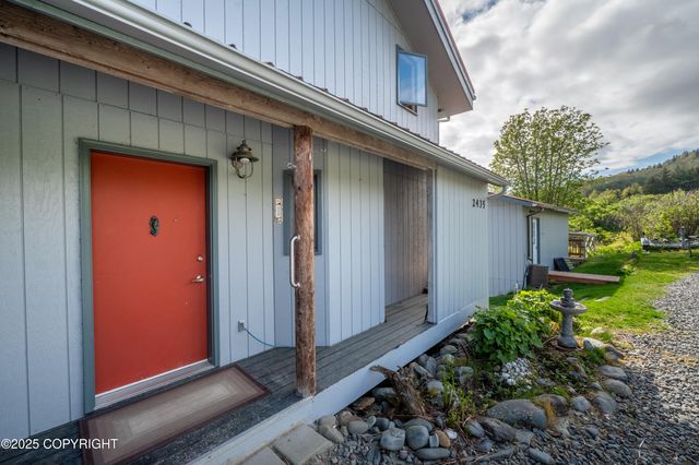 2435 Paradise Place, Homer, AK 99603