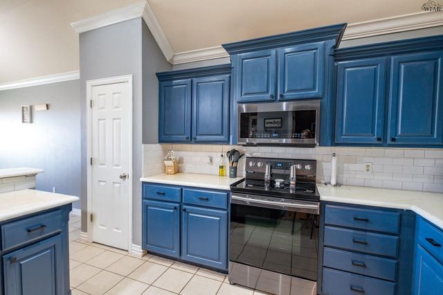 5626 ROSS CREEK LANE, Wichita Falls, TX 76310