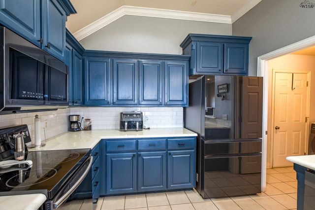 5626 ROSS CREEK LANE, Wichita Falls, TX 76310