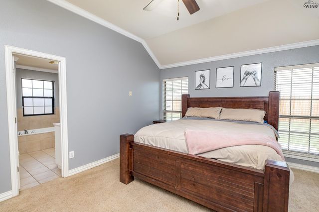 5626 ROSS CREEK LANE, Wichita Falls, TX 76310