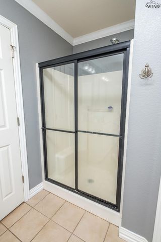 5626 ROSS CREEK LANE, Wichita Falls, TX 76310