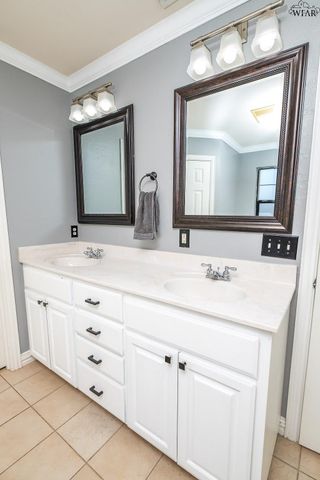 5626 ROSS CREEK LANE, Wichita Falls, TX 76310