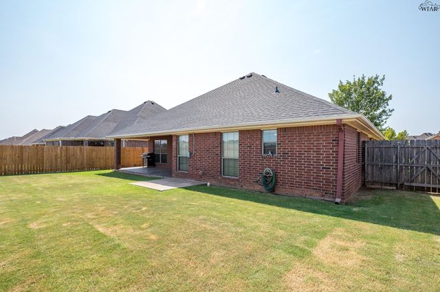 5626 ROSS CREEK LANE, Wichita Falls, TX 76310