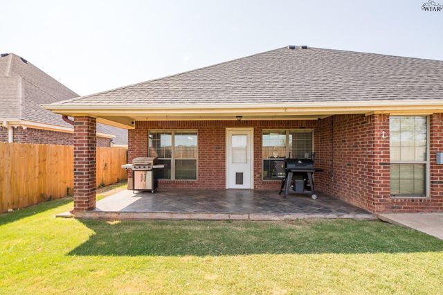 5626 ROSS CREEK LANE, Wichita Falls, TX 76310