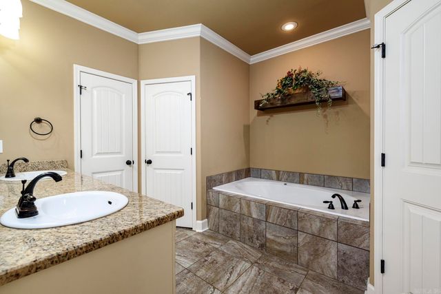 18925 Lochridge Drive, Little Rock, AR 72210