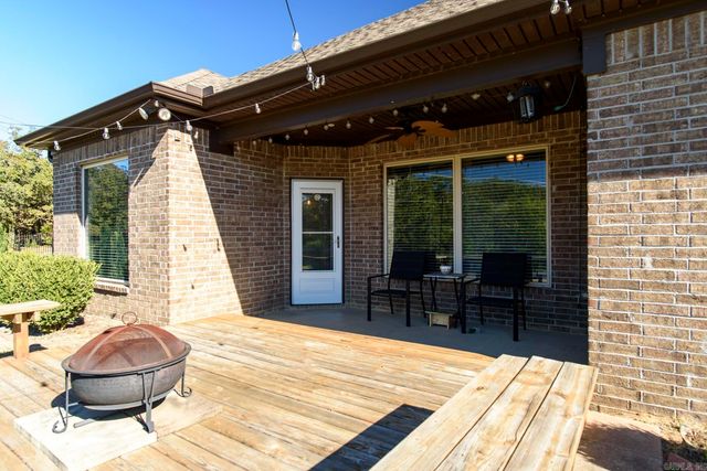 18925 Lochridge Drive, Little Rock, AR 72210