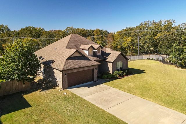 18925 Lochridge Drive, Little Rock, AR 72210