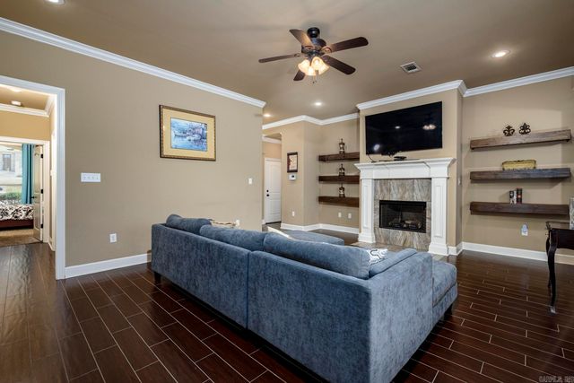 18925 Lochridge Drive, Little Rock, AR 72210