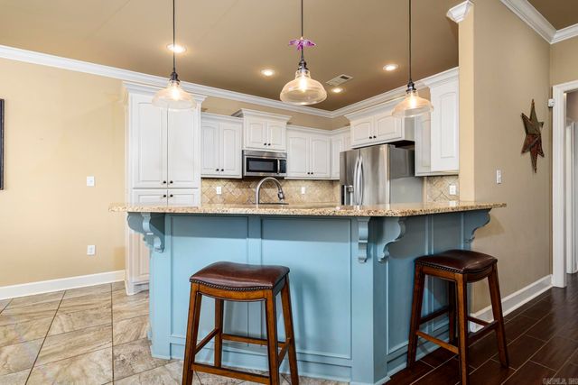 18925 Lochridge Drive, Little Rock, AR 72210