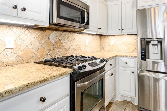 18925 Lochridge Drive, Little Rock, AR 72210