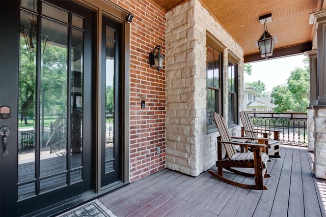 420 Heights Boulevard, Houston, TX 77007