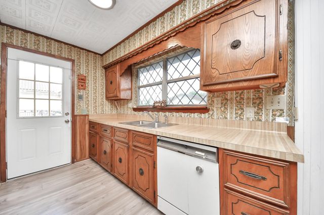 535 Pampa Street, Pasadena, TX 77504