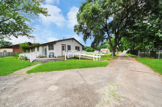 535 Pampa Street, Pasadena, TX 77504