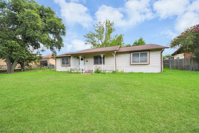 535 Pampa Street, Pasadena, TX 77504