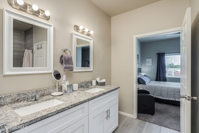 168 E Stone Court, Tucson, AZ 85705