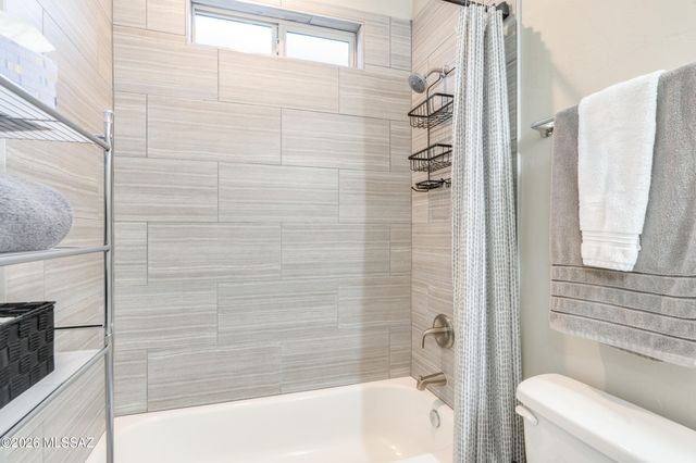 168 E Stone Court, Tucson, AZ 85705