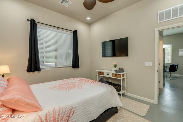 168 E Stone Court, Tucson, AZ 85705