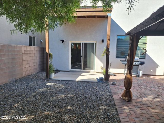 168 E Stone Court, Tucson, AZ 85705