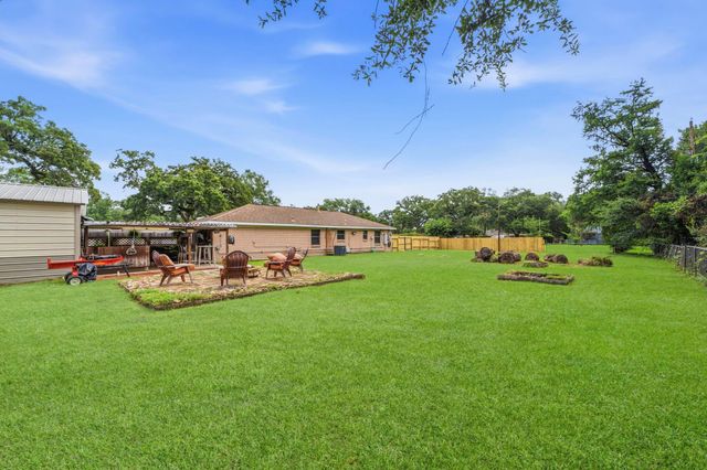 12215 Oralia Drive, Houston, TX 77065