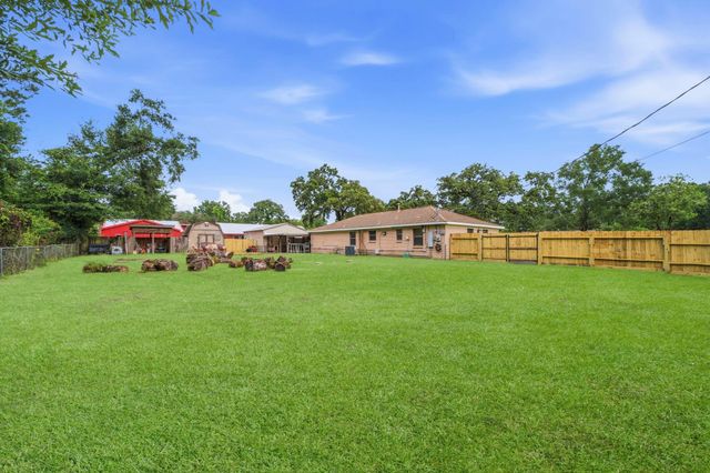 12215 Oralia Drive, Houston, TX 77065