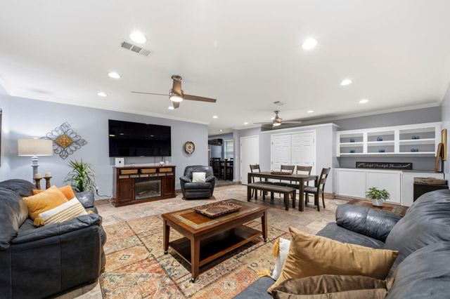 12215 Oralia Drive, Houston, TX 77065