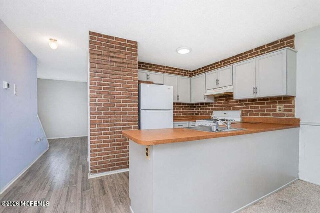 1311 Paris Court, Lakewood, NJ 08701