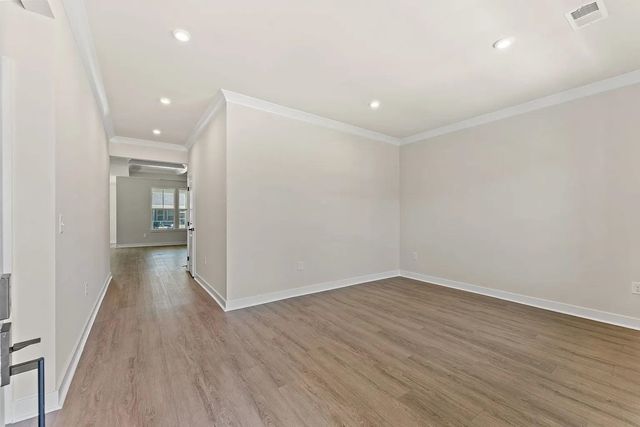 8008 Lotus Dr, Myrtle Beach, SC 29579