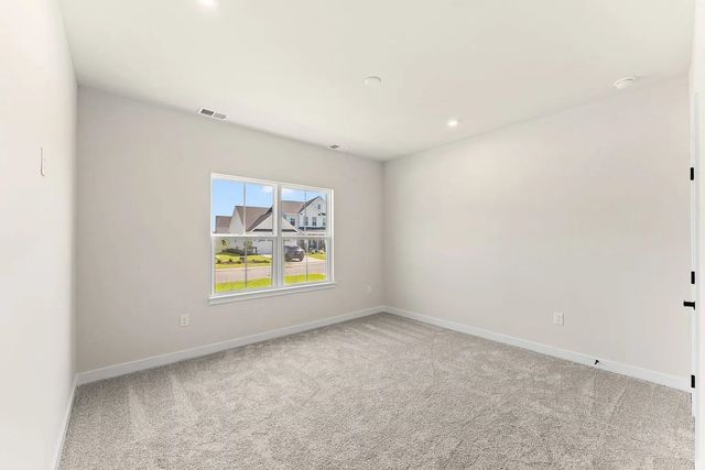 8008 Lotus Dr, Myrtle Beach, SC 29579