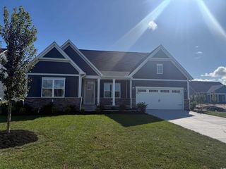 8008 Lotus Dr, Myrtle Beach, SC 29579