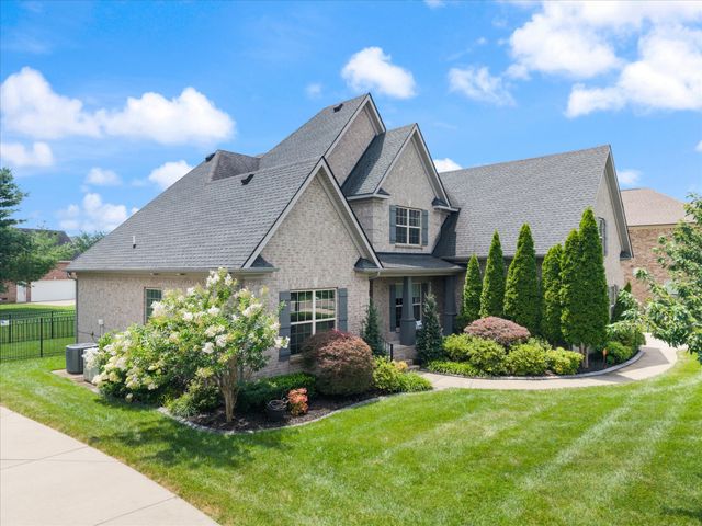 730 Dallas Ct, Murfreesboro, TN 37130