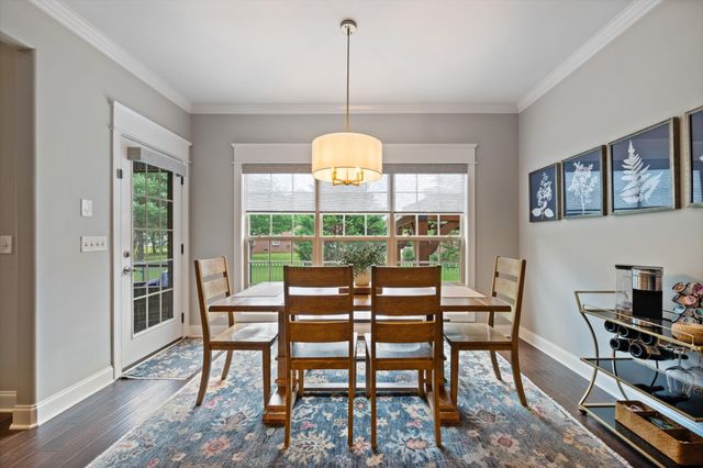 730 Dallas Ct, Murfreesboro, TN 37130
