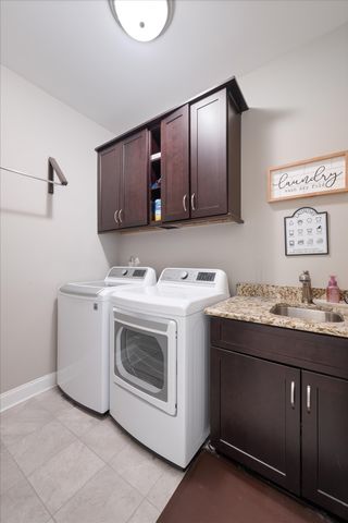 730 Dallas Ct, Murfreesboro, TN 37130