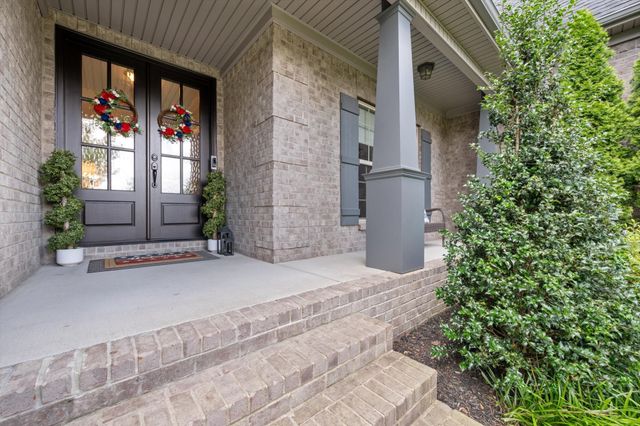 730 Dallas Ct, Murfreesboro, TN 37130