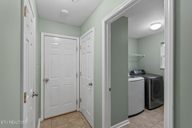 3515 Branch Hill Lane, Knoxville, TN 37931