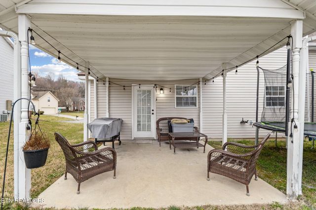 3515 Branch Hill Lane, Knoxville, TN 37931