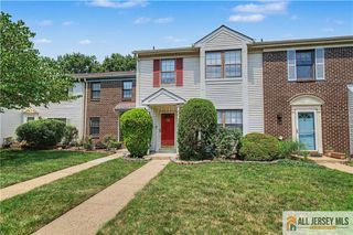 55 Pear Tree Lane, Franklin, NJ 08823