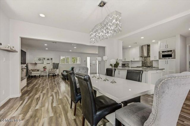 19130 Sylvan Street, Tarzana, CA 91335